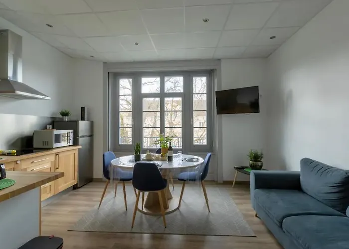 Harmonie N 3 Meuble Avec Petit Dejeuner * Neris-les-Bains